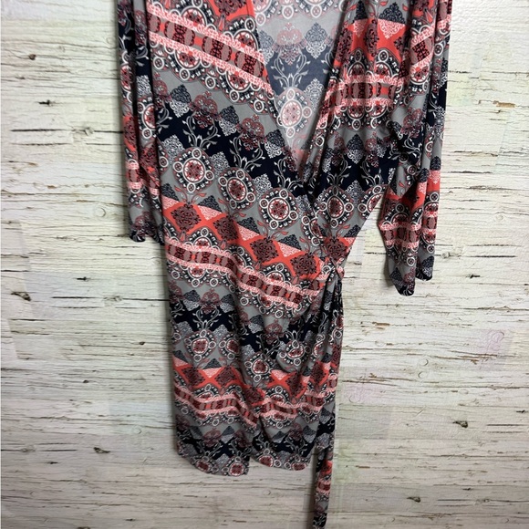 Banana  Republic Wrap Dress paisley pattern blue pink size xl long sleeve - Picture 2 of 8